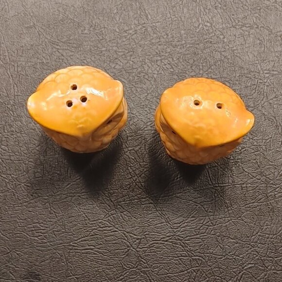 Ceramic Owl Salt and Pepper Shakers - Picture 5 of 8